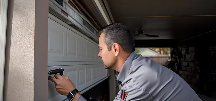 Garage Door Cable Replacement Scaggsville